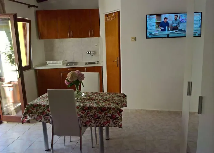 Studio Nada Apartment *